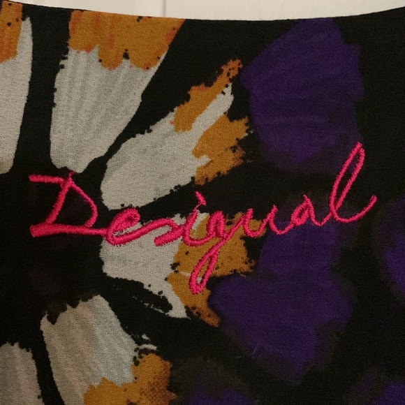 Desigual Sleevelesss Blouse - Picture 3 of 6